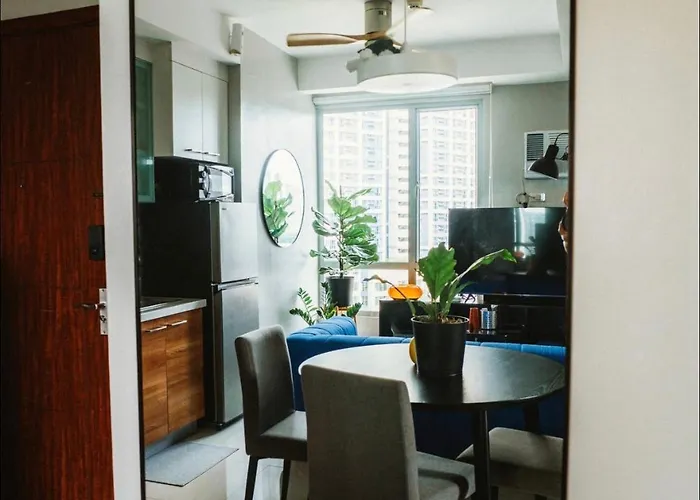 Spacious 1-br Near Bgc W Pool And Gym *