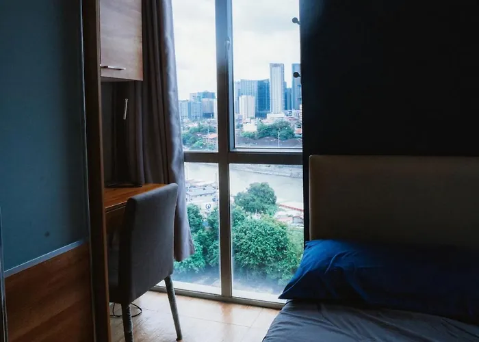 Aparthotel Spacious 1-br Near Bgc W Pool And Gym