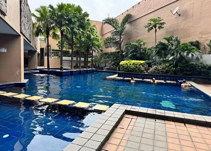Spacious 1-br Near Bgc W Pool And Gym Aparthotel *